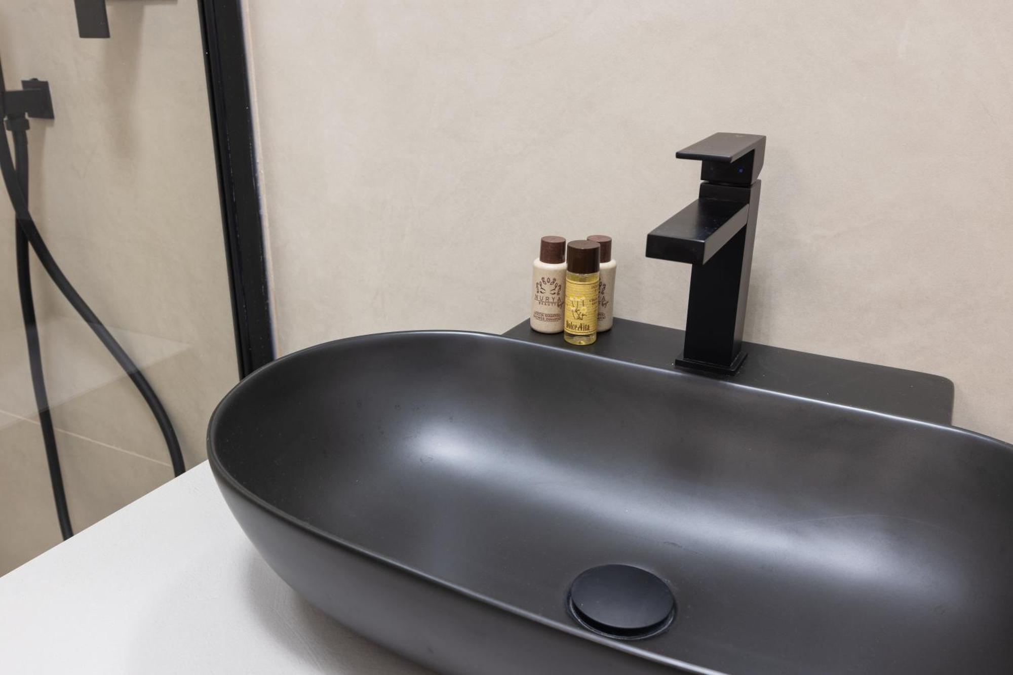 Luxury Station Suite Bologna Eksteriør bilde